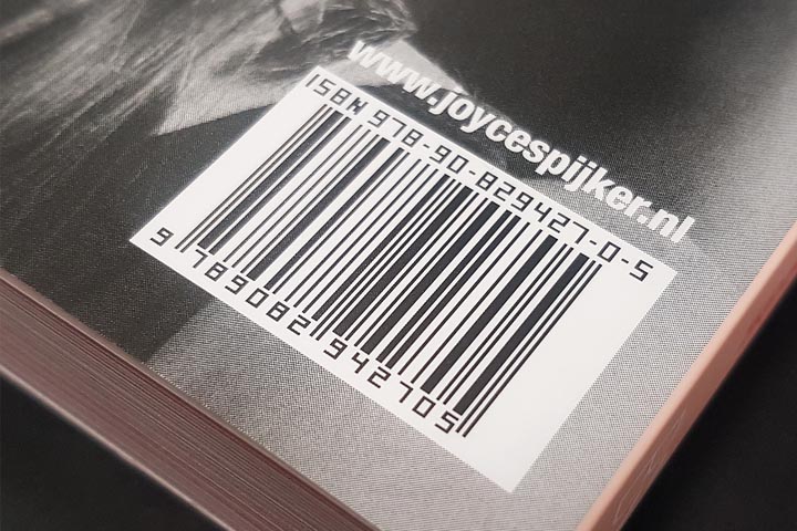 Het isbn en streepjescode van het boek Ruimte voor liefde van Joyce Spijker